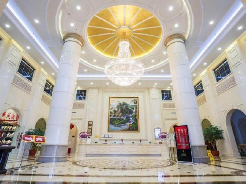 Vienna International Hotel Jieyang People'S Avenue Eksteriør bilde